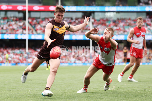 AFL 2023 ROUND 02 - SYDNEY V HAWTHORN - A-16036896