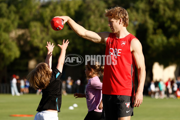 AFL 2023 Training - Sydney 130423 - A-17379753