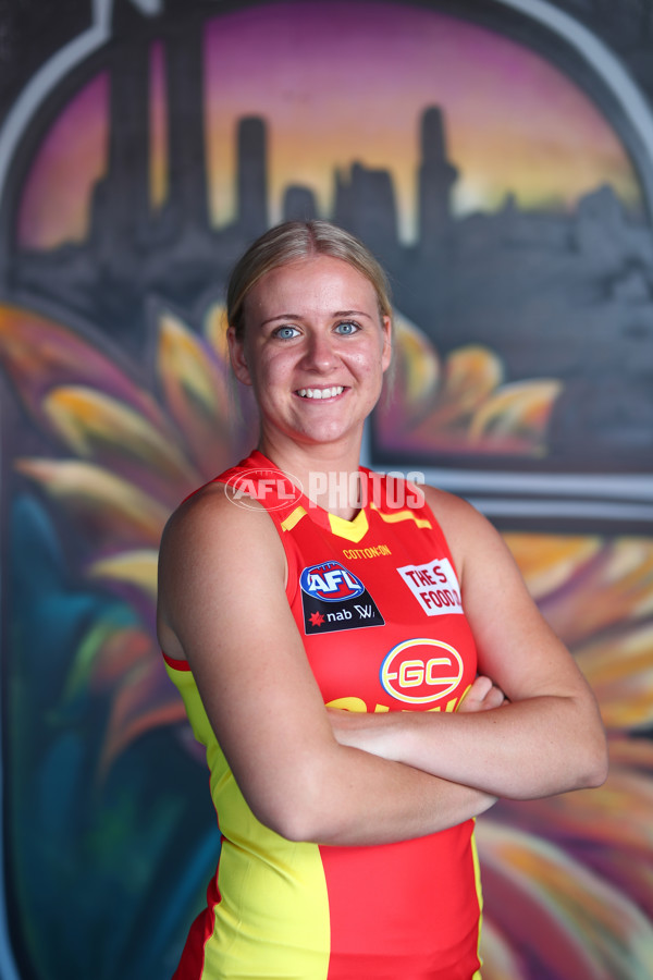 AFLW 2021 Portraits - Gold Coast - 799907