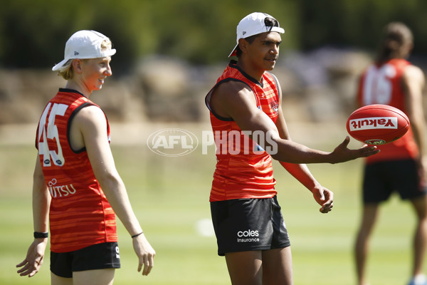 AFL 2021 Training - Essendon 210121 - 801008