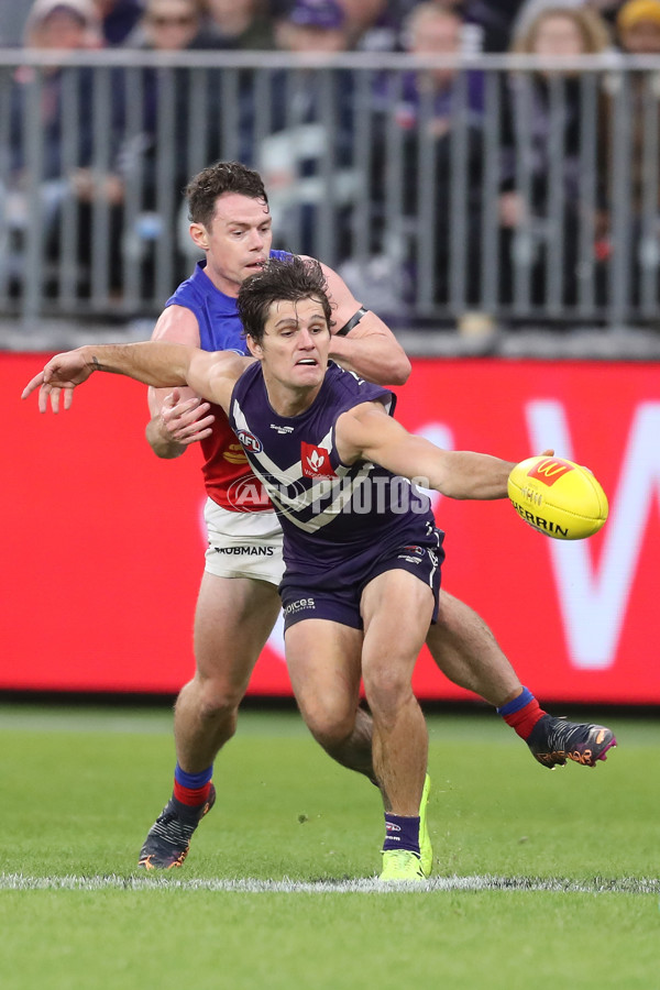 AFL 2022 Round 12 - Fremantle v Brisbane - 958273