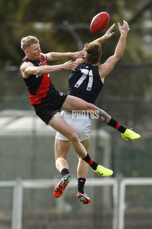 VFL 2022 Round 12 - Essendon v Carlton - 959658
