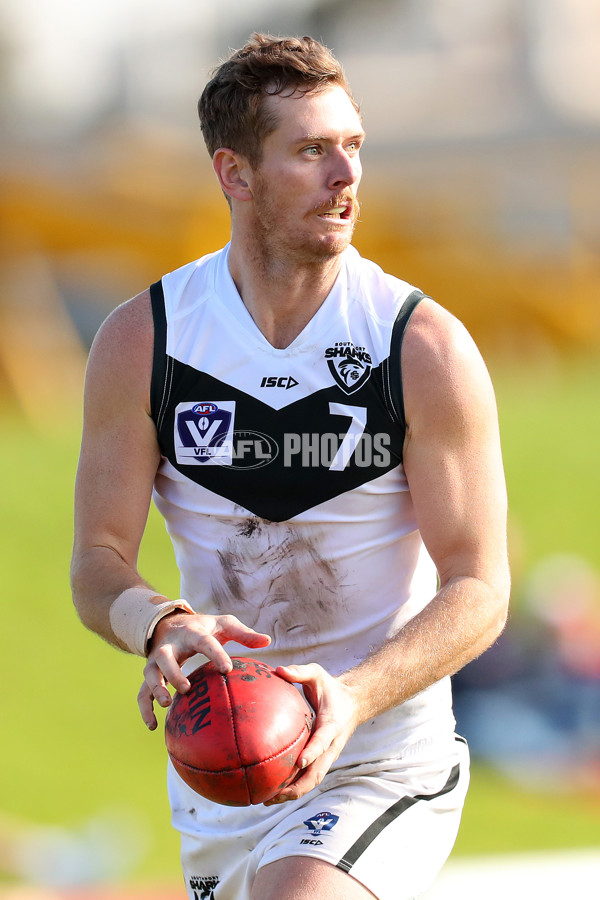 VFL 2022 Round 13 - Northern Bullants v Southport Sharks - 964213