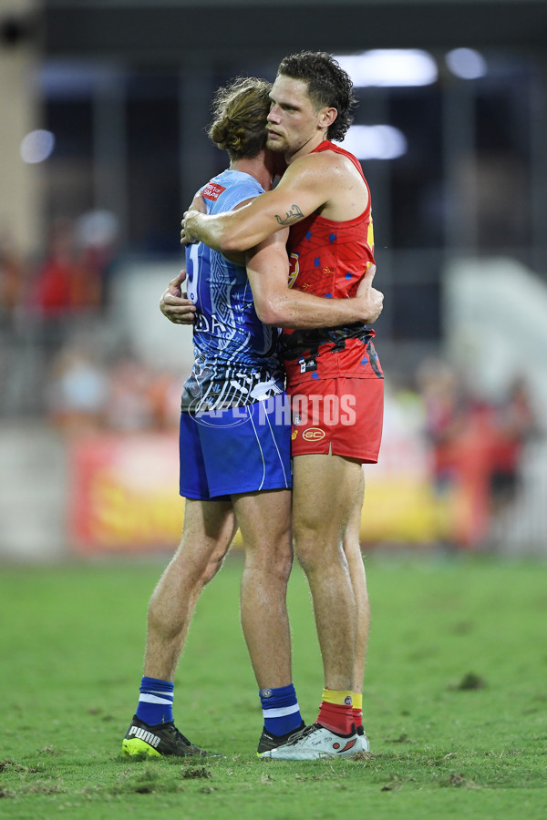 AFL 2022 Round 12 - Gold Coast v North Melbourne - 957225