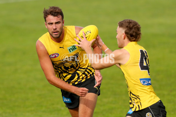 AFL 2022 Training - Richmond 250522 - 953052