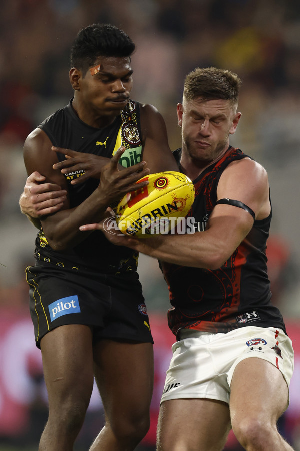 AFL 2022 Round 10 - Richmond v Essendon - 951554
