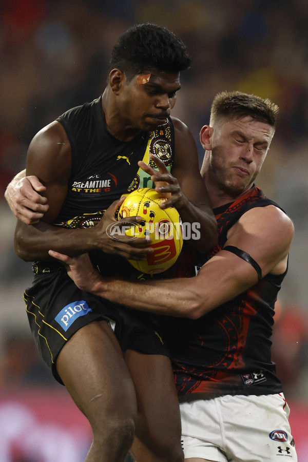 AFL 2022 Round 10 - Richmond v Essendon - 951555