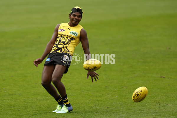AFL 2022 Training - Richmond 200522 - 949901