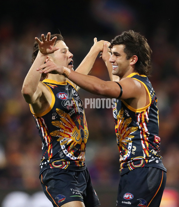 AFL 2022 Round 10 - Adelaide v St Kilda - 951507