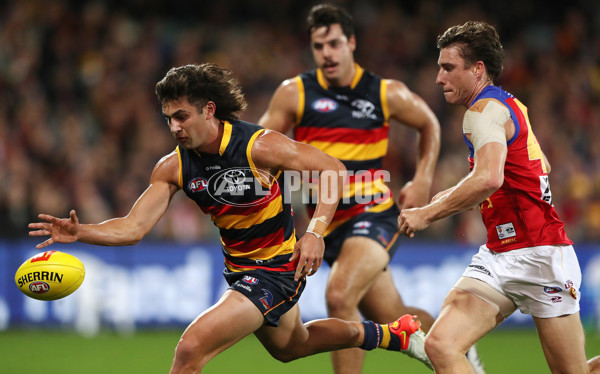 AFL 2022 Round 09 - Adelaide v Brisbane - 948132