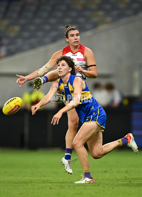 AFLW 2022 Round 09 - West Coast v Western Bulldogs - 916169