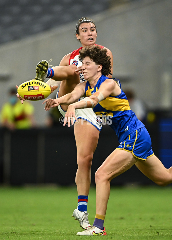 AFLW 2022 Round 09 - West Coast v Western Bulldogs - 916168