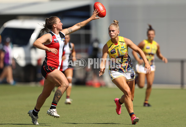 AFLW 2022 Round 10 - St Kilda v Adelaide - 918529
