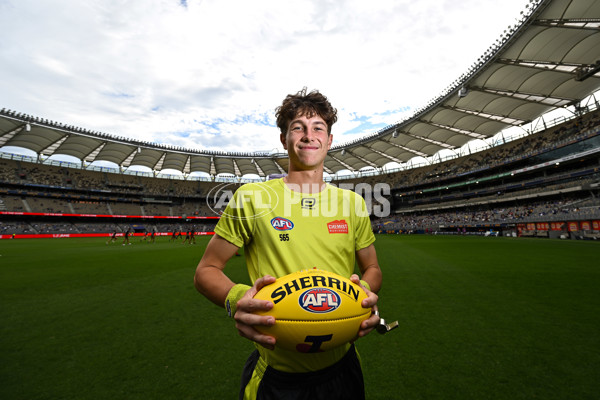 AFL 2022 Round 01 - West Coast v Gold Coast - 922779