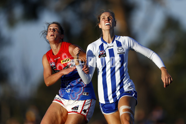 AFLW 2022 Round 08 - Melbourne v North Melbourne - 913314