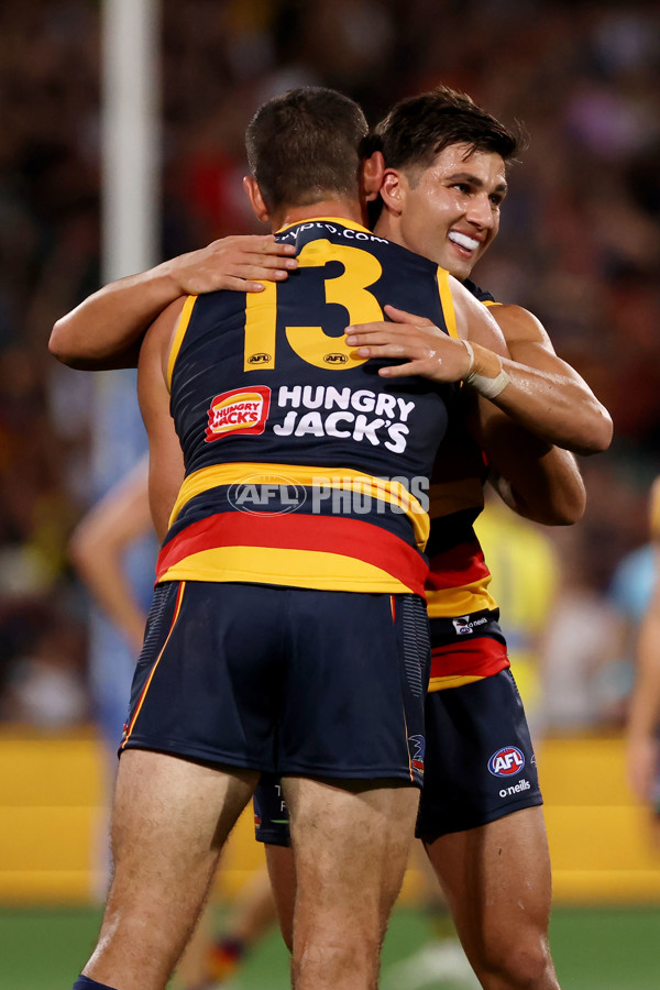 AFL 2022 Round 05 - Adelaide v Richmond - 935871