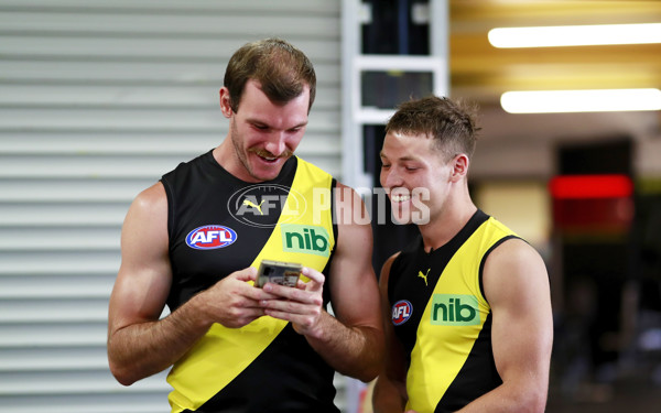 AFL 2022 Media - Richmond Team Photo Day - 908011