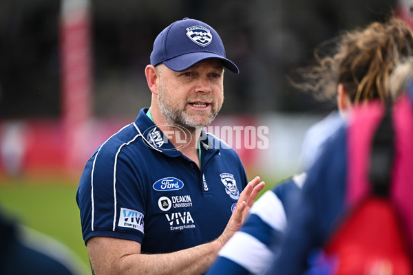 AFLW 2022 S7 Round 02 - Fremantle v Geelong - 1001356