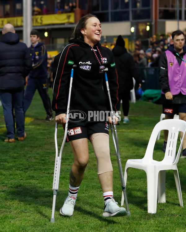 AFLW 2022 S7 Round 02 - Hawthorn v St Kilda - 1002880