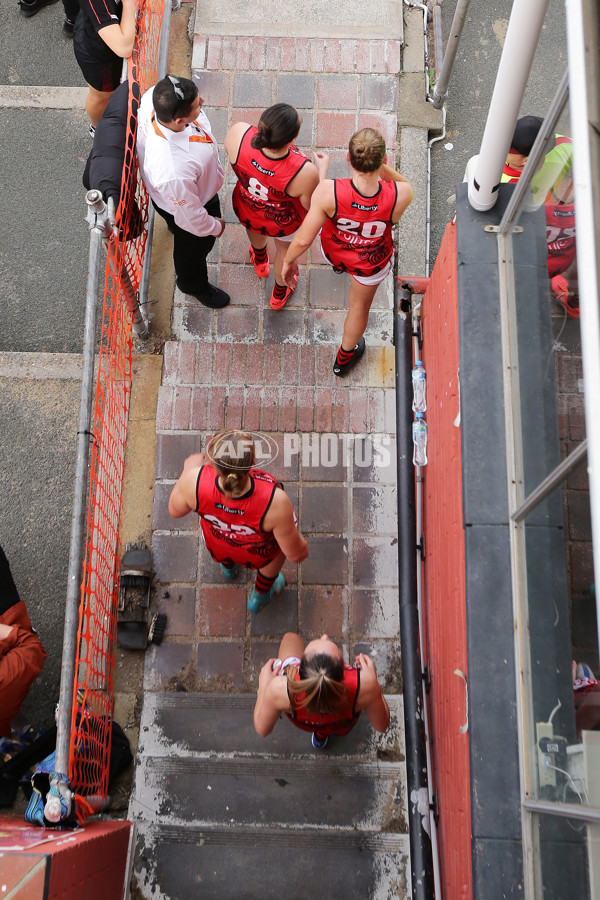 AFLW 2022 S7 Round 03 - West Coast v Essendon - 1006387