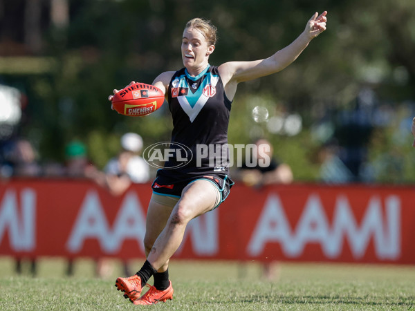 AFLW 2022 S7 Round 05 - Gold Coast v Port Adelaide - 1014109