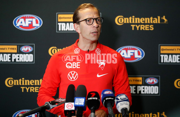 AFL 2022 Media - Trade Period 031022 - 1015493