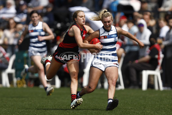 AFLW 2022 S7 Round 07 - Essendon v Geelong - 1016363