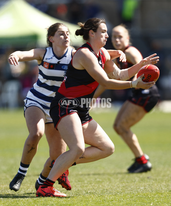 AFLW 2022 S7 Round 07 - Essendon v Geelong - 1016478