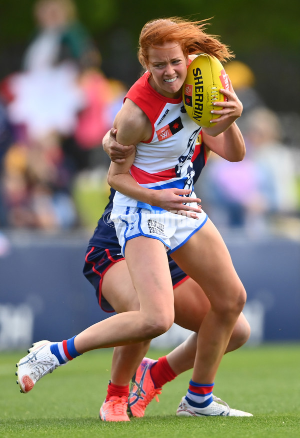 AFLW 2022 S7 Round 07 - Melbourne v Western Bulldogs - 1016514