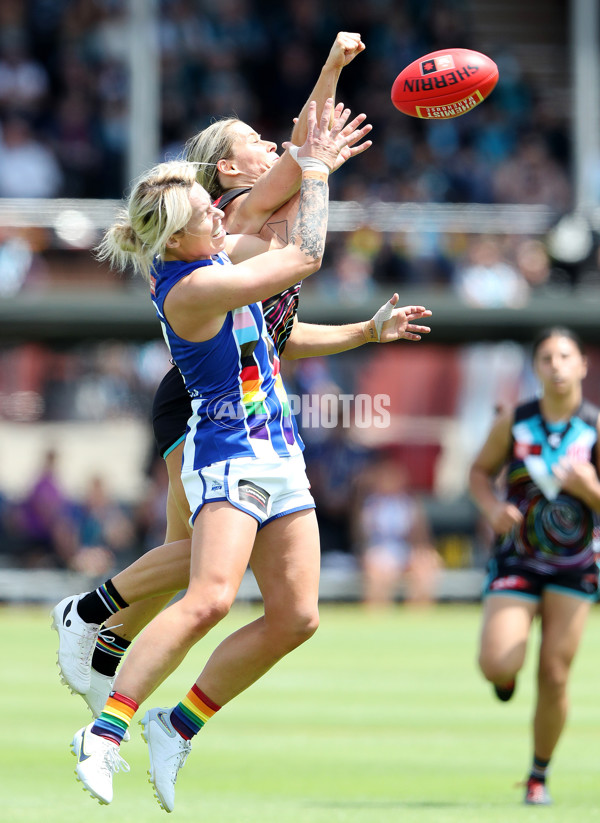 AFLW 2022 S7 Round 08 - Carlton v Richmond - 1017459