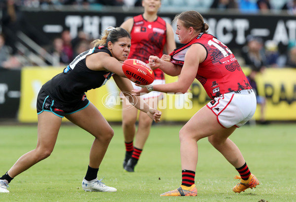 AFLW 2022 S7 Round 10 - Port Adelaide v Essendon - 1020351