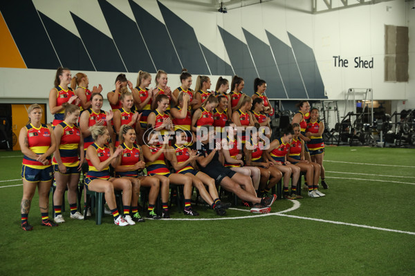 AFLW 2022 Media - Adelaide Team Photo Day S7 - 985183