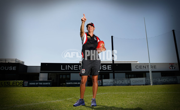 AFL 2015 Portraits - Peta Searle - 363256