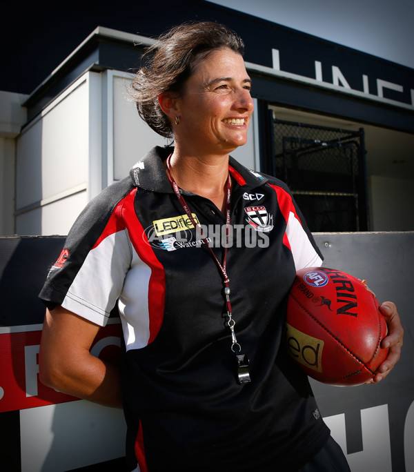 AFL 2015 Portraits - Peta Searle - 363262
