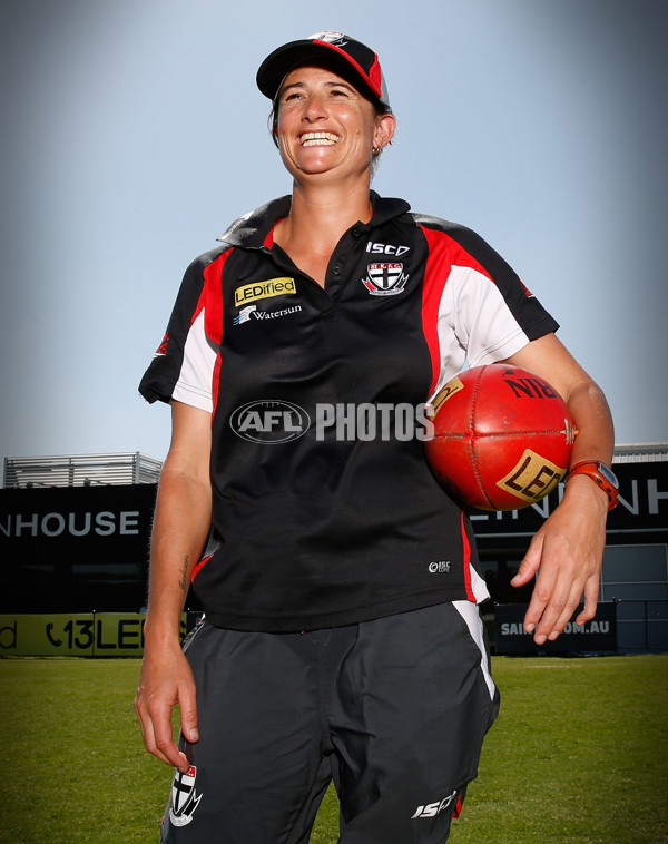 AFL 2015 Portraits - Peta Searle - 363255