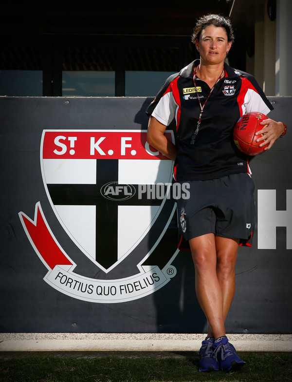 AFL 2015 Portraits - Peta Searle - 363259