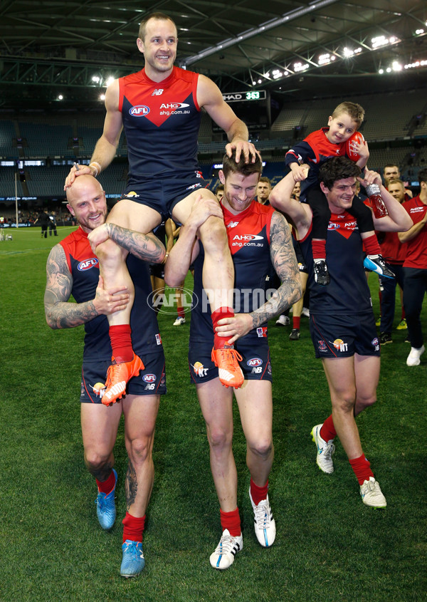AFL 2015 Rd 23 - Melbourne v GWS Giants - 401525