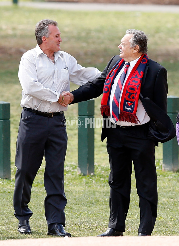 AFL 2014 Media - Robert Flower Memorial - 352674
