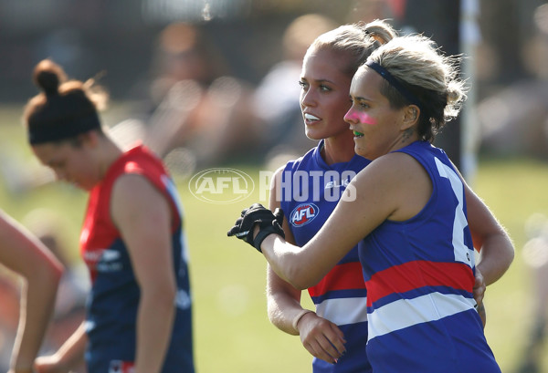 AFL 2016 Womens Exhibition - Western Bulldogs v Melbourne - 421065