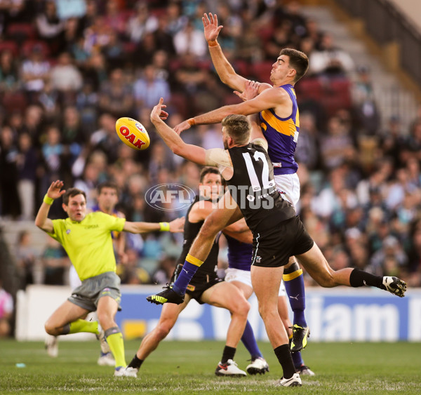 AFL 2016 Rd 09 - Port Adelaide v West Coast - 440998