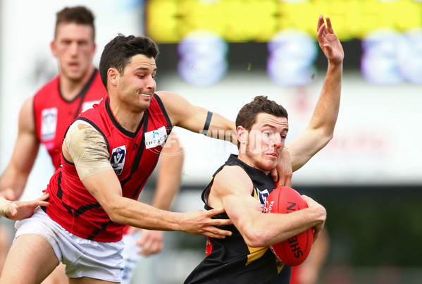 VFL 2016 Rd 11 - Essendon v Werribee - 448501
