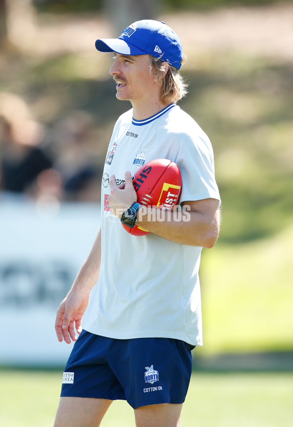 AFLW 2018 Training - North Melbourne 011218 - 641200