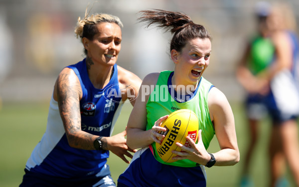 AFLW 2018 Training - North Melbourne 011218 - 641174