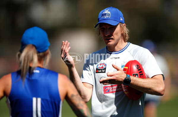 AFLW 2018 Training - North Melbourne 011218 - 641197