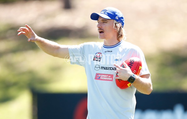 AFLW 2018 Training - North Melbourne 011218 - 641199