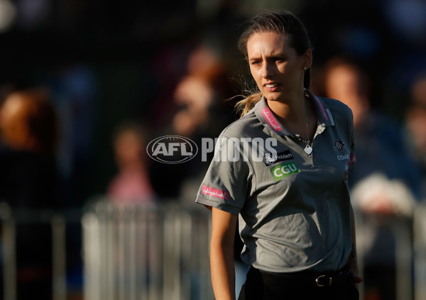 AFLW 2017 Rd 04 - Western Bulldogs v Collingwood - 489716