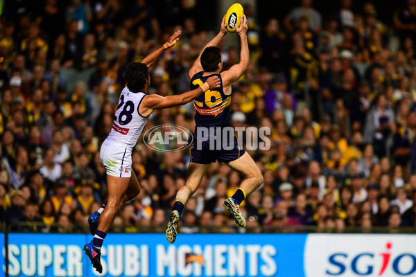 AFL 2017 Round 06 - West Coast v Fremantle - 506918