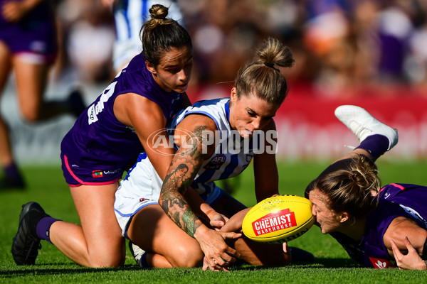 AFLW 2019 Round 07 - Fremantle v North Melbourne - 653977