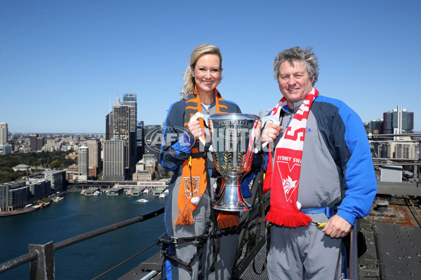 AFL 2017 Media - AFL Premiership Cup Visits Sydney Harbour Bridge - 548007