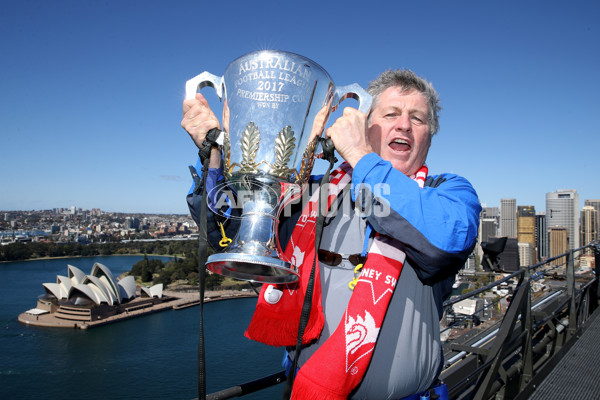 AFL 2017 Media - AFL Premiership Cup Visits Sydney Harbour Bridge - 548012